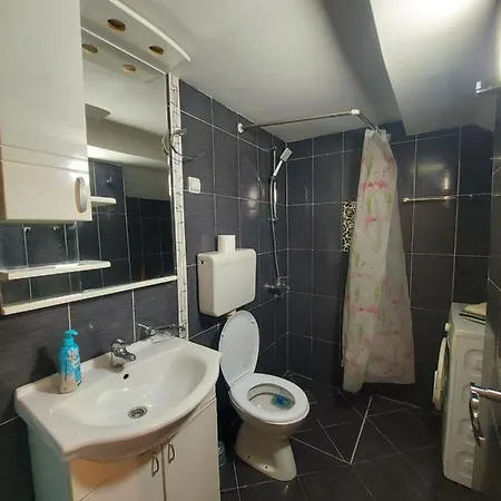 K2 Apartment